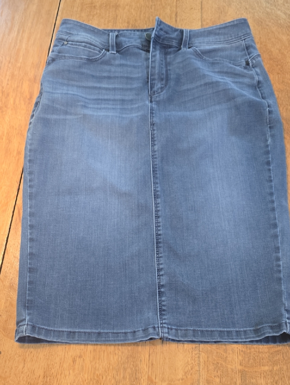 Women's Midwash Denim Pencil Skirt - Blue